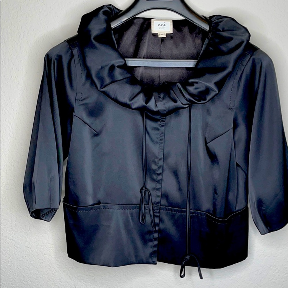 Eci Black Cropped Jacket- Versatile - image 1